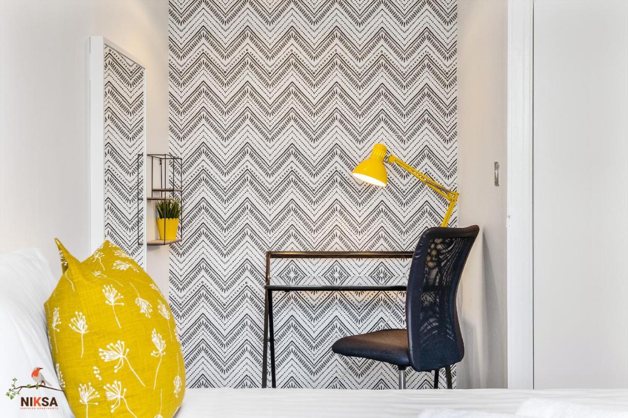 Niksa Serviced Accommodation - 3 Bedroom House Welwyn Garden City Eksteriør billede
